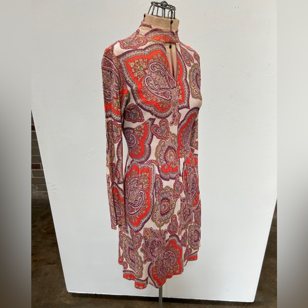Vintage 60s/70s Handmade Paisley Long Sleeve Dress with keyhole neckline size XS